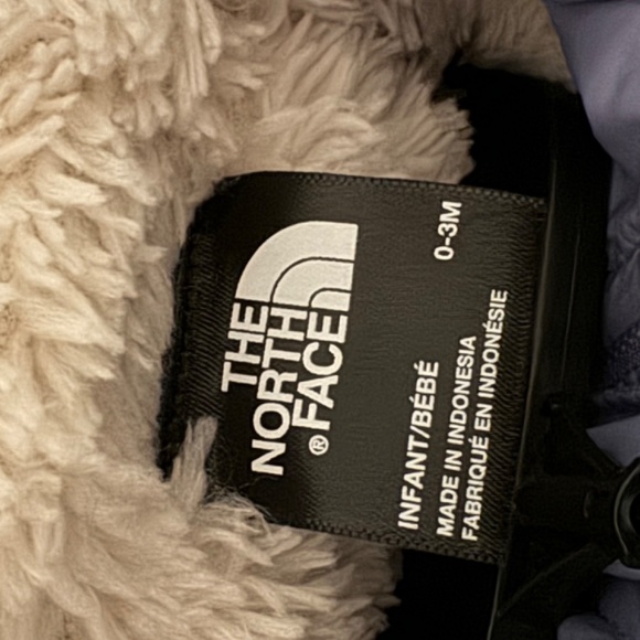 The North Face Moondoggy Water
Repellent 550-Fill Down
Jacket - Picture 6 of 6